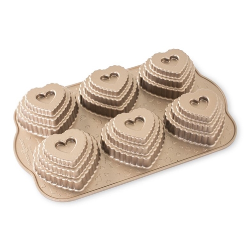 https://www.kitchenconservatory.com/Assets/ProductImages/nordicware_90937_tiered_heart_cakelet_pan_spring_780x780.jpg